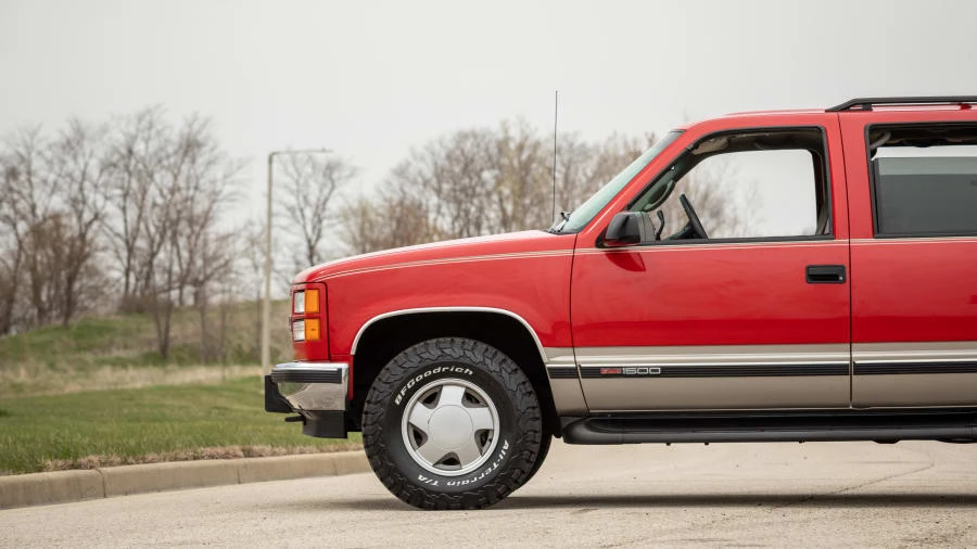 1999 GMC Yukon 1st Gen - Image 9 of 19