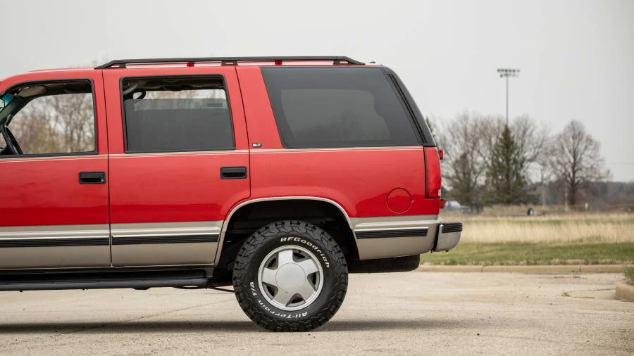 1999 GMC Yukon 1st Gen - Image 10 of 19