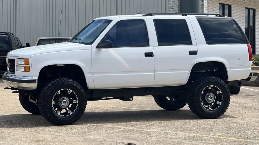 1999 GMC Yukon 1st Gen - Image 2 of 11