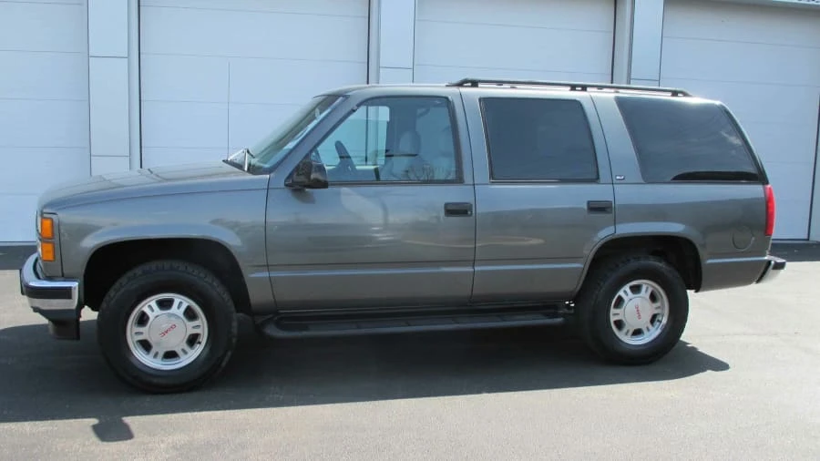 1999 GMC Yukon 1st Gen - Image 2 of 24