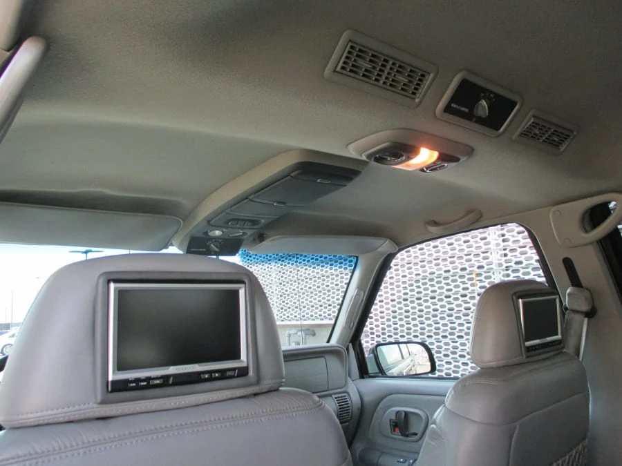1999 GMC Yukon 1st Gen - Image 7 of 24