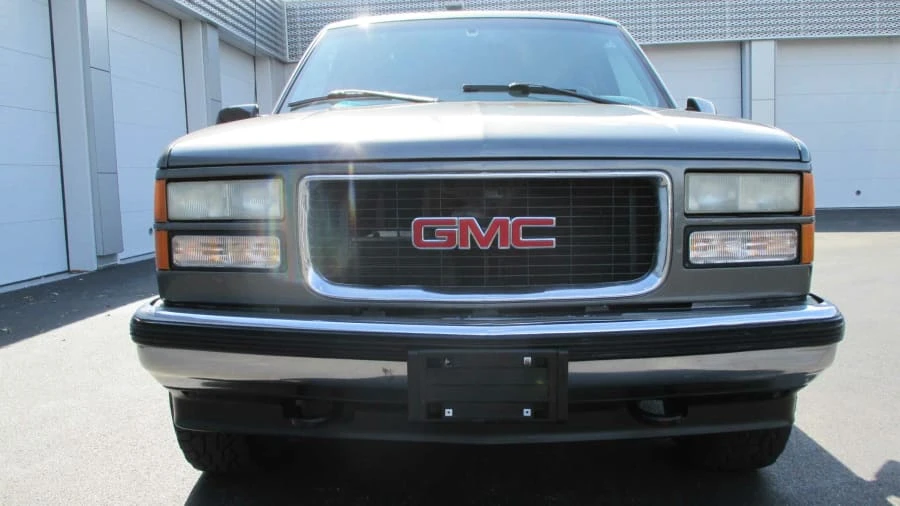 1999 GMC Yukon 1st Gen - Image 13 of 24
