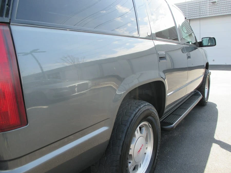1999 GMC Yukon 1st Gen - Image 18 of 24