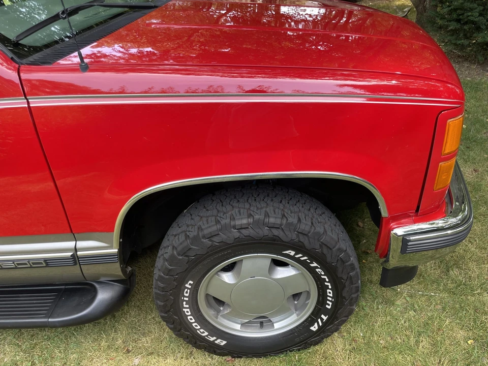 1999 GMC Yukon 1st Gen - Image 27 of 31