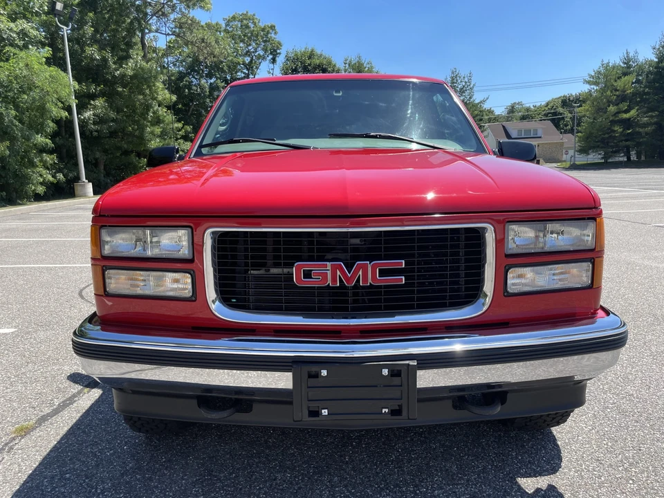 1999 GMC Yukon 1st Gen - Image 3 of 31