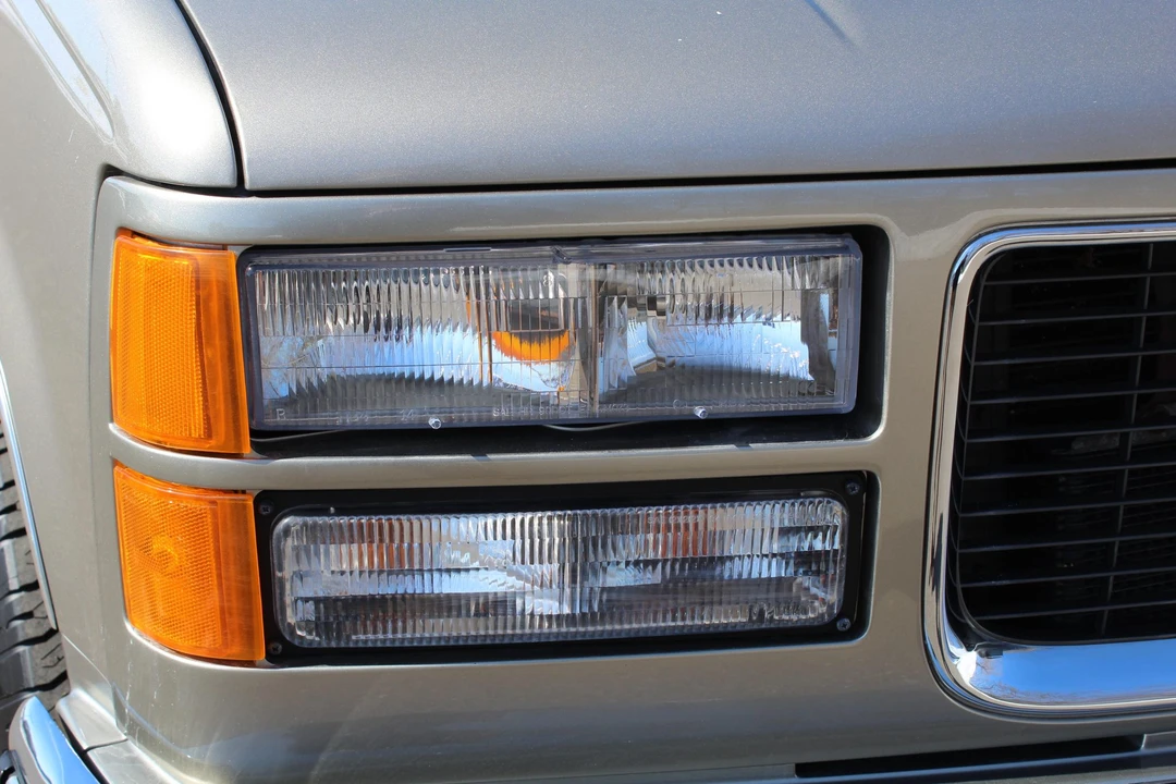 1999 GMC Yukon 1st Gen - Image 12 of 31