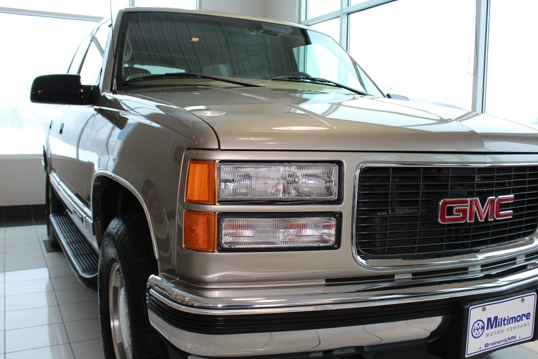 1999 GMC Yukon 1st Gen - Image 25 of 31