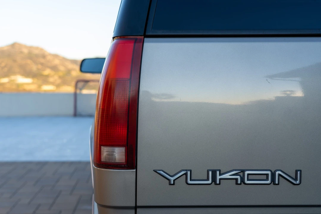 1999 GMC Yukon 1st Gen - Image 30 of 31