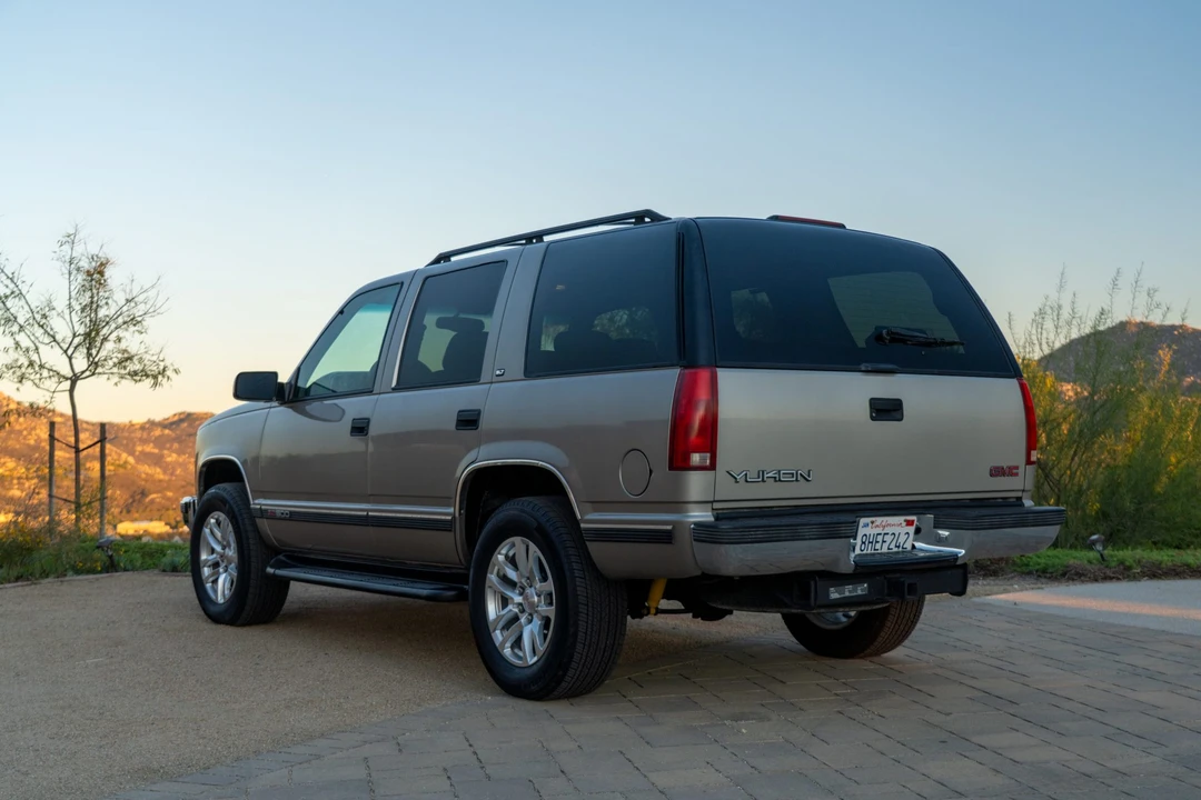 1999 GMC Yukon 1st Gen - Image 7 of 31