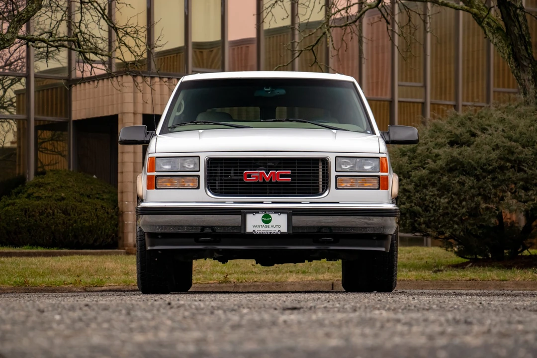 1999 GMC Yukon 1st Gen - Image 19 of 31