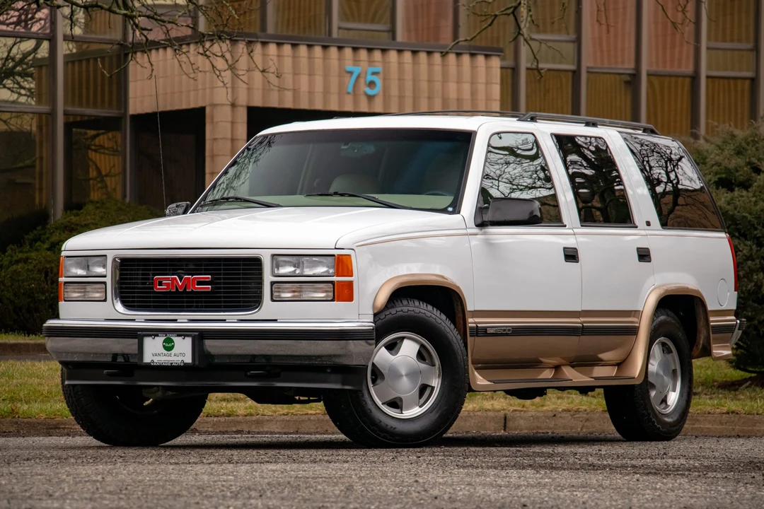 1999 GMC Yukon 1st Gen - Image 3 of 31