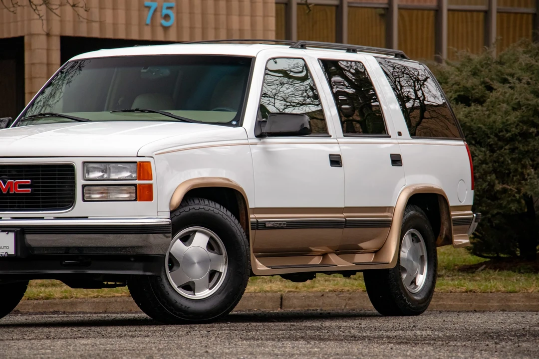 1999 GMC Yukon 1st Gen - Image 23 of 31