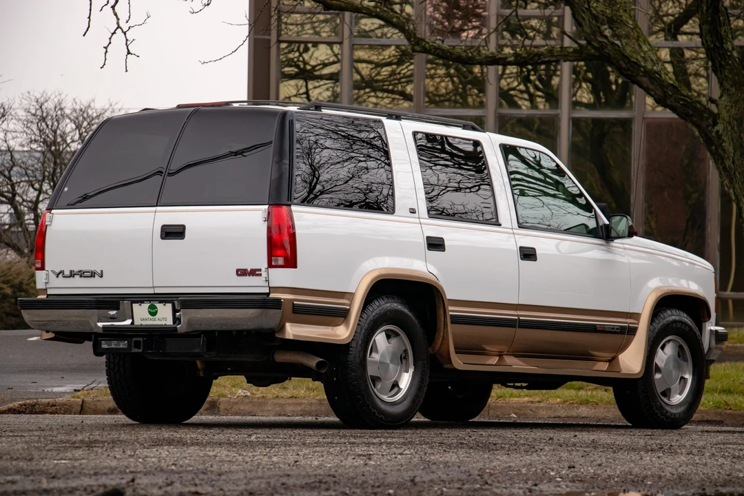 1999 GMC Yukon 1st Gen - Image 11 of 31