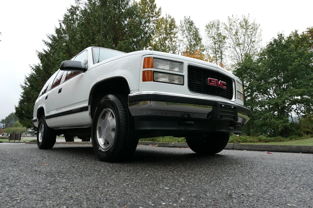 1999 GMC Yukon 2nd Gen - Image 17 of 31