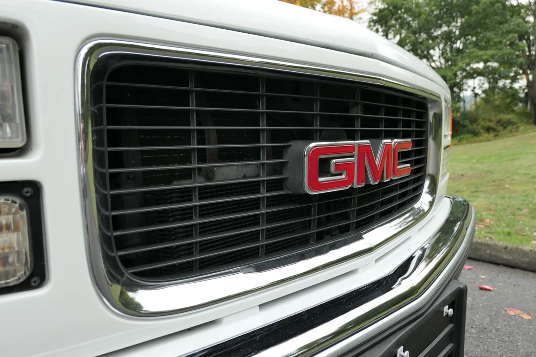 1999 GMC Yukon 2nd Gen - Image 27 of 31