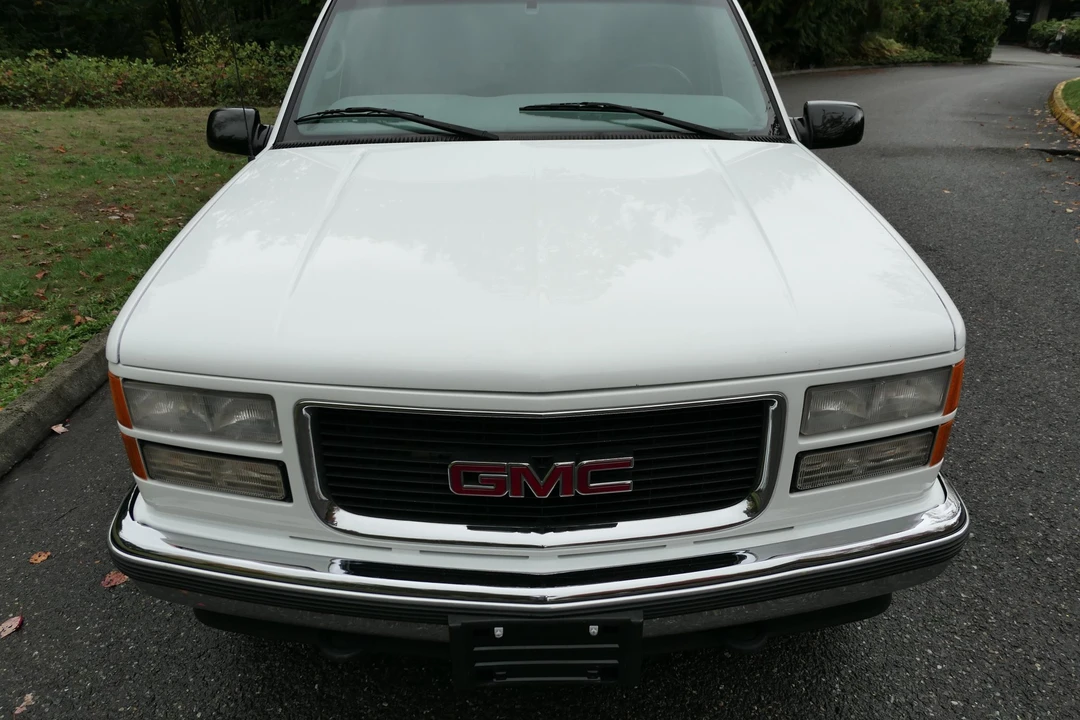 1999 GMC Yukon 2nd Gen - Image 19 of 31