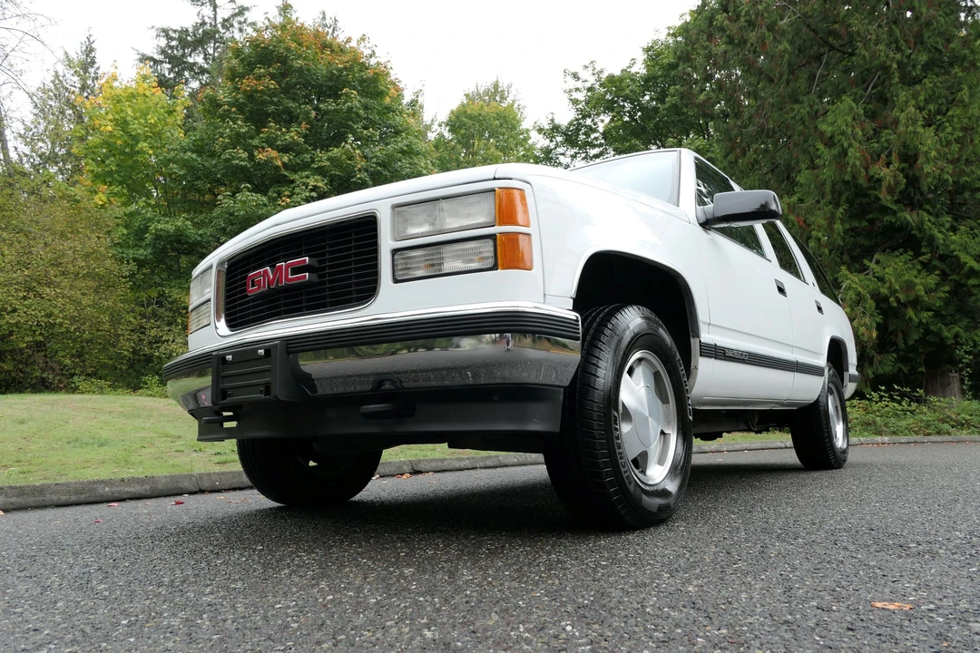 1999 GMC Yukon 2nd Gen - Image 3 of 31