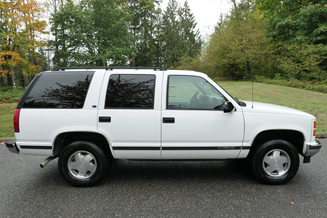 1999 GMC Yukon 2nd Gen - Image 13 of 31