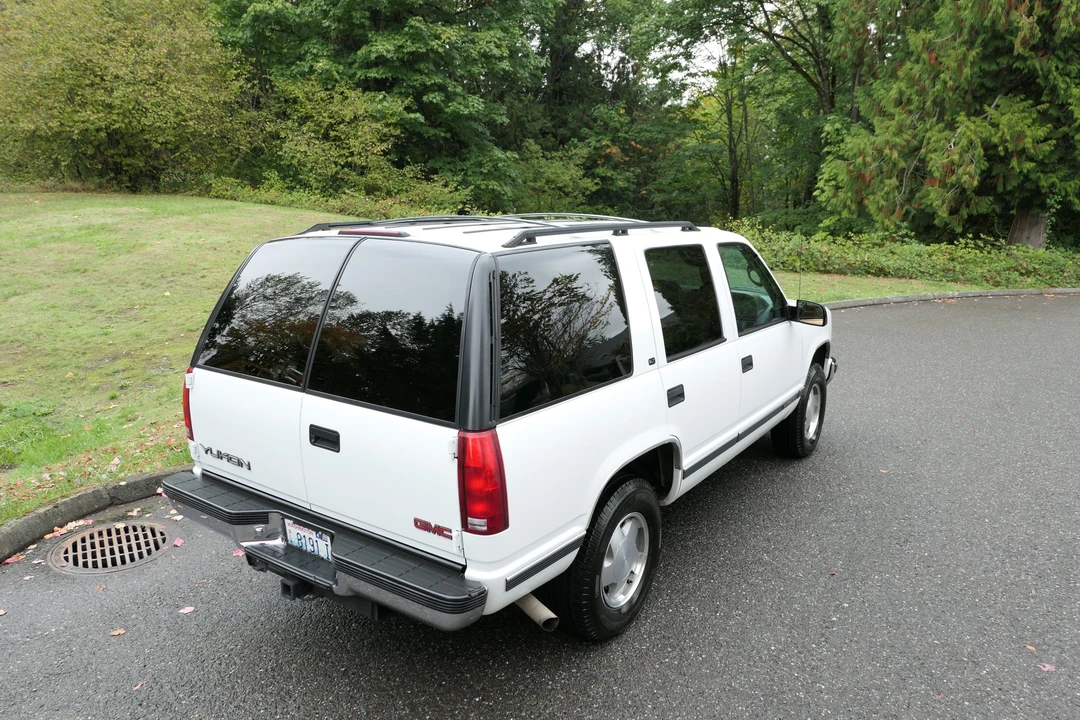 1999 GMC Yukon 2nd Gen - Image 11 of 31