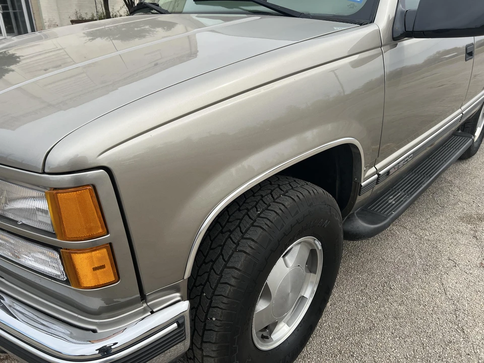 1999 GMC Yukon 1st Gen - Image 19 of 31