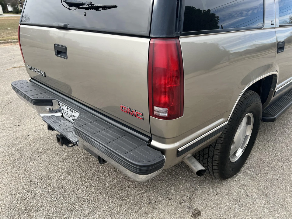 1999 GMC Yukon 1st Gen - Image 13 of 31