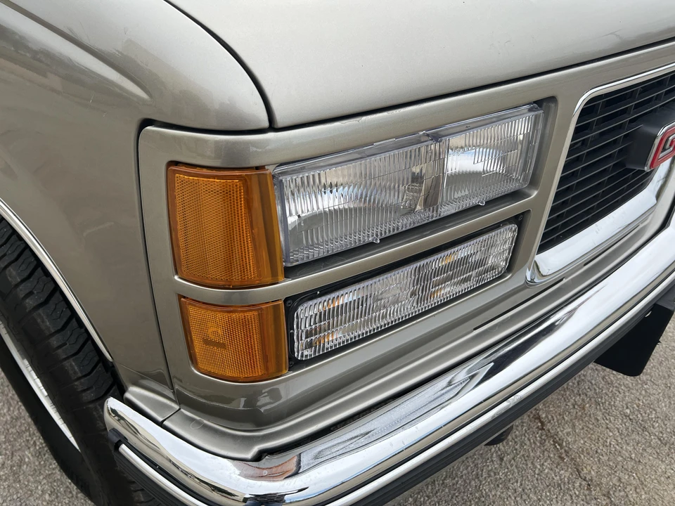 1999 GMC Yukon 1st Gen - Image 17 of 31