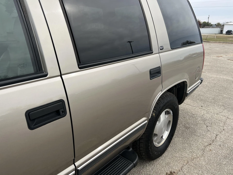 1999 GMC Yukon 1st Gen - Image 22 of 31