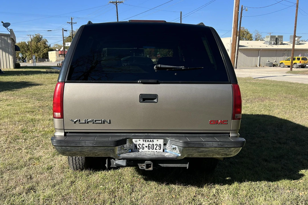 1999 GMC Yukon 1st Gen - Image 5 of 31
