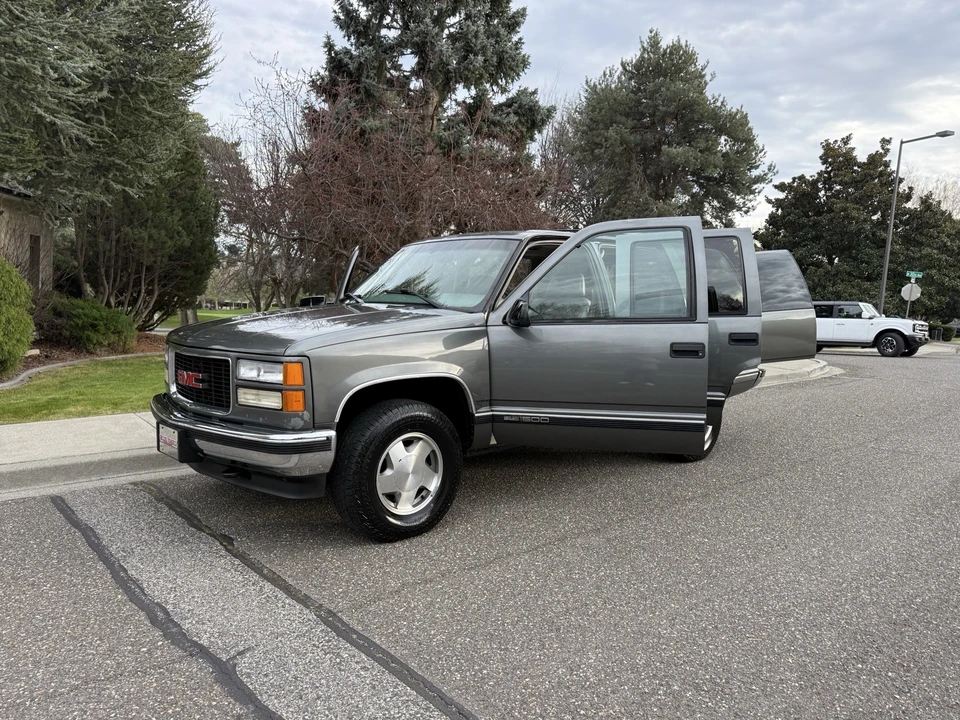 1999 GMC Yukon 1st Gen - Image 10 of 21