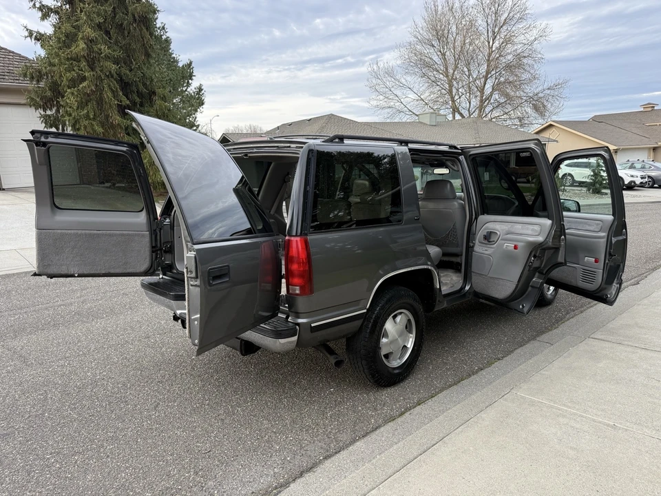 1999 GMC Yukon 1st Gen - Image 14 of 21