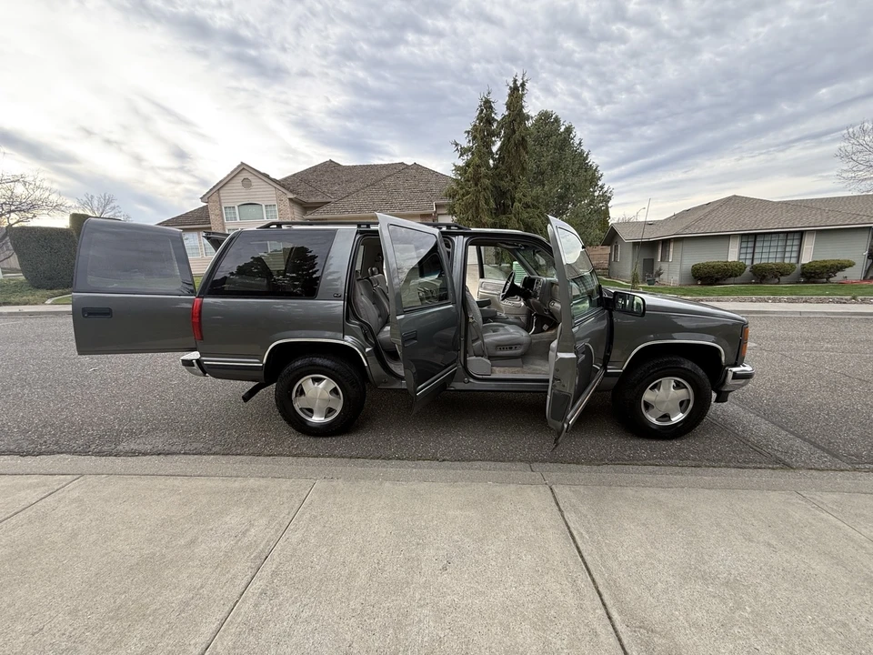 1999 GMC Yukon 1st Gen - Image 15 of 21