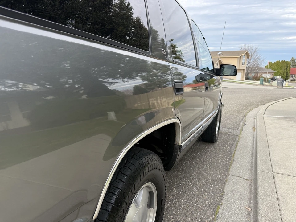 1999 GMC Yukon 1st Gen - Image 19 of 21
