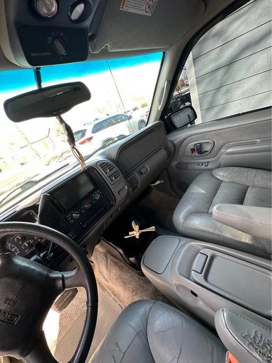1999 GMC Yukon 1st Gen - Image 7 of 14
