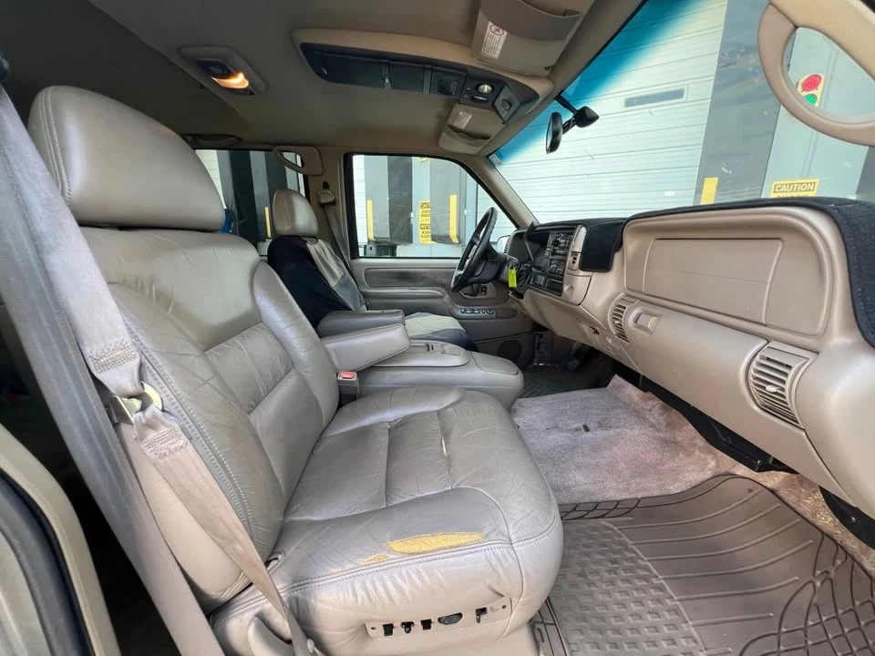 1999 GMC Yukon 1st Gen - Image 13 of 15