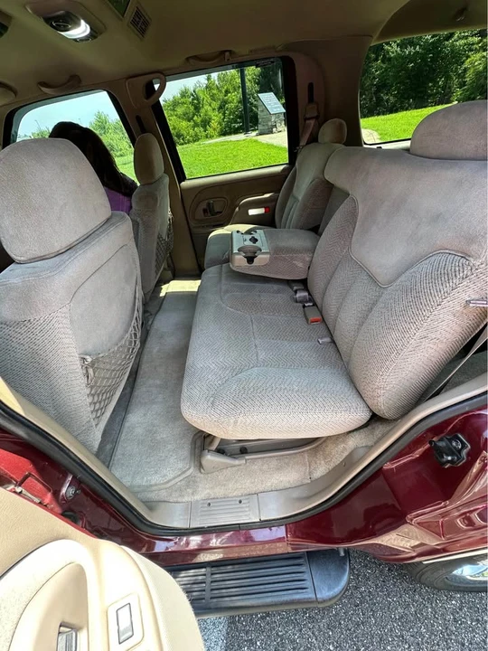 1999 GMC Yukon 1st Gen - Image 4 of 10