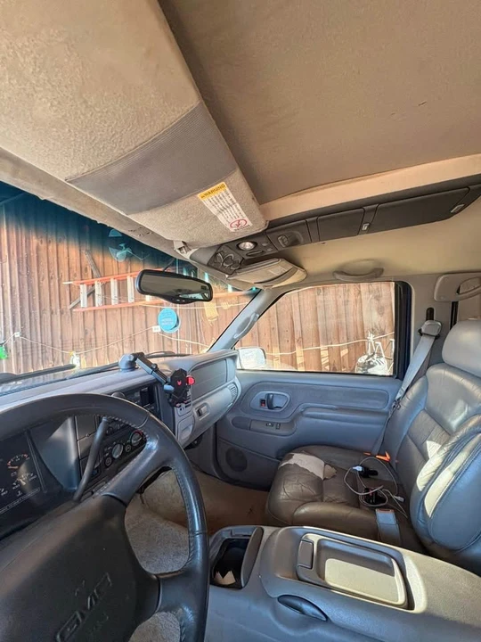 1999 GMC Yukon 1st Gen - Image 5 of 7