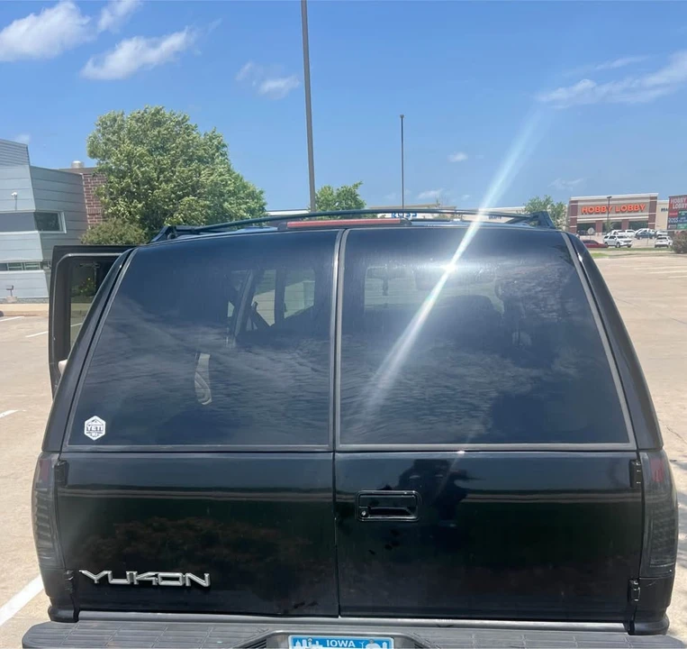 1999 GMC Yukon 1st Gen - Image 8 of 8