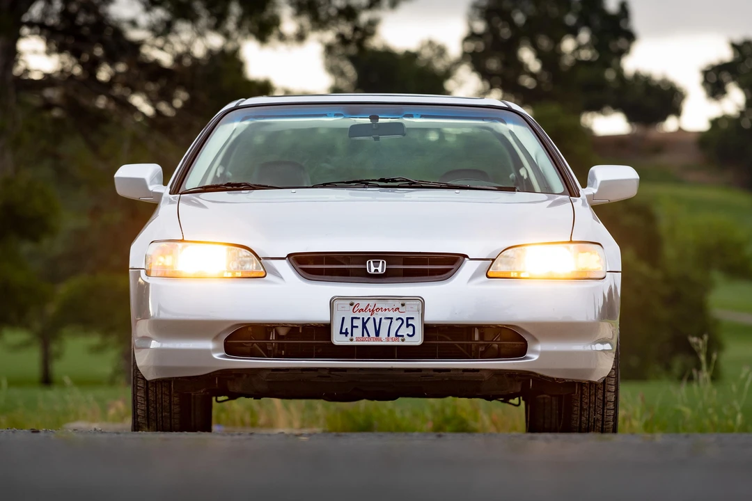 1999 Honda Accord 6th Gen - Image 6 of 31