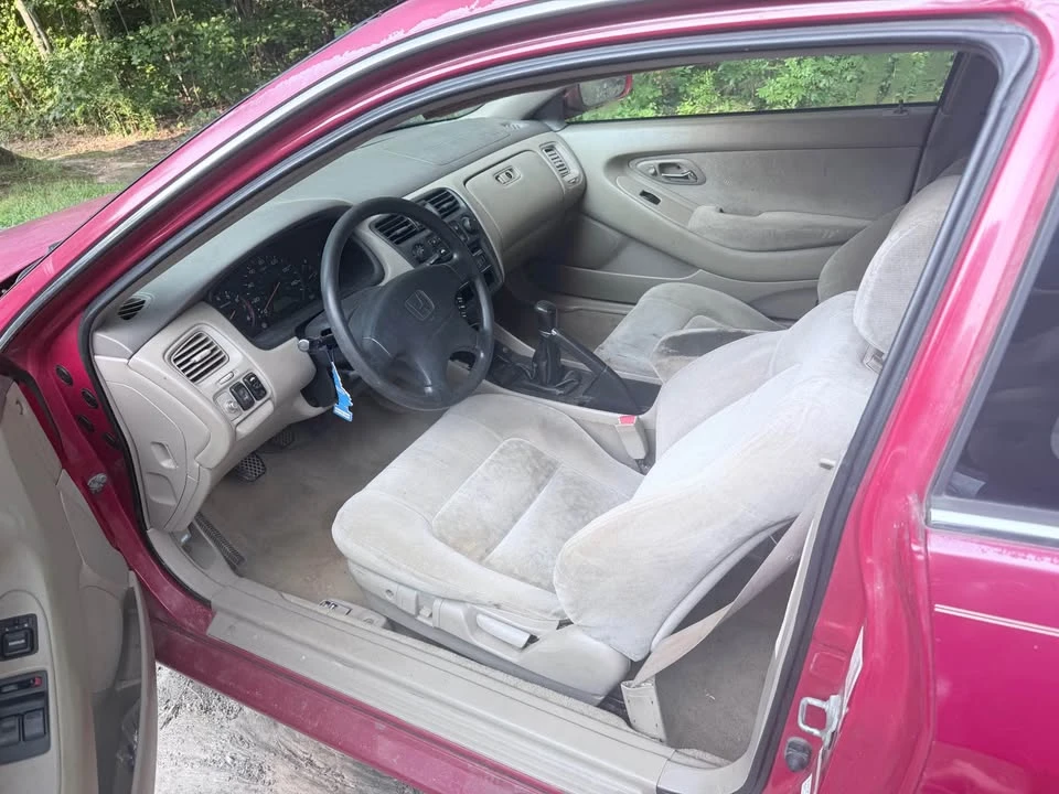 1999 Honda Accord 6th Gen - Image 3 of 5