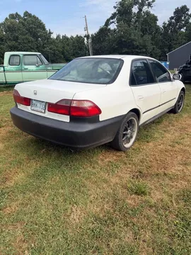 1999 Honda Accord 6th Gen - Image 4 of 7