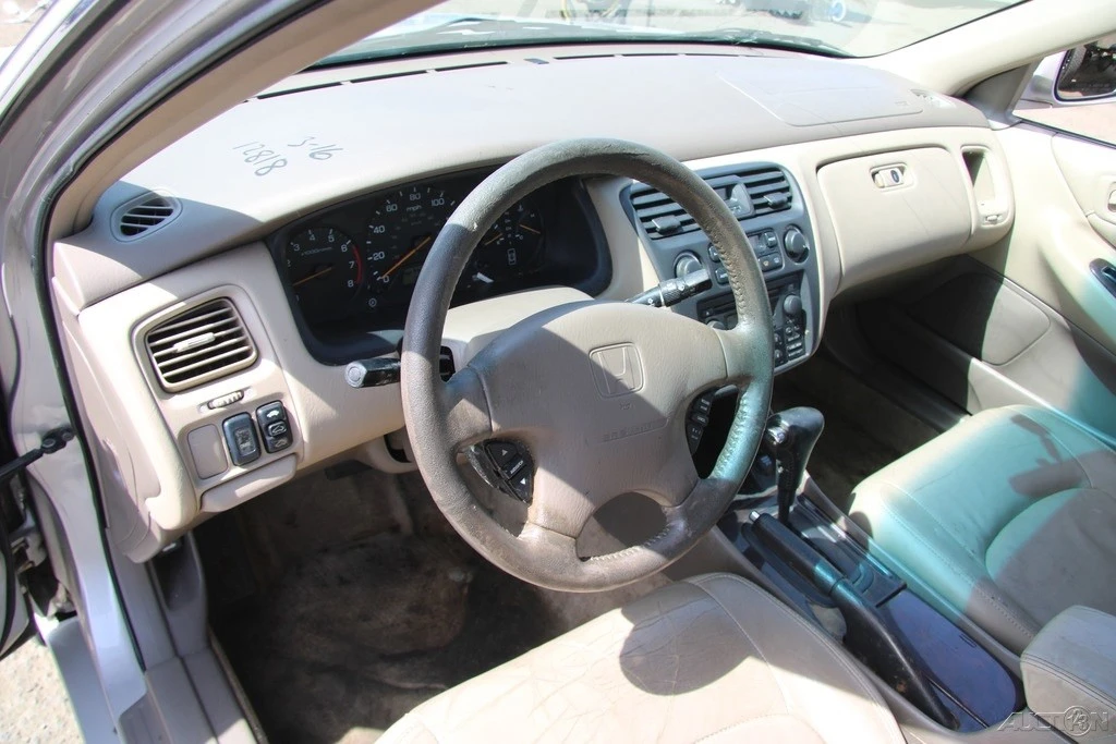 1999 Honda Accord 6th Gen - Image 17 of 21