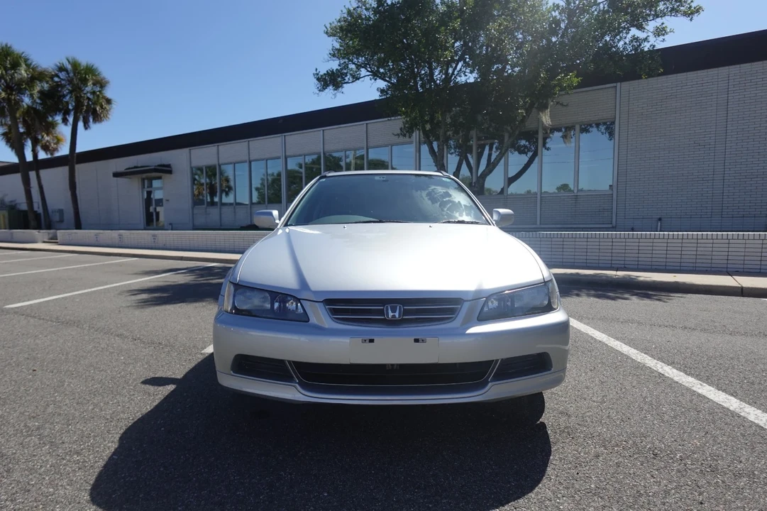 1999 Honda Accord 6th Gen - Image 2 of 19