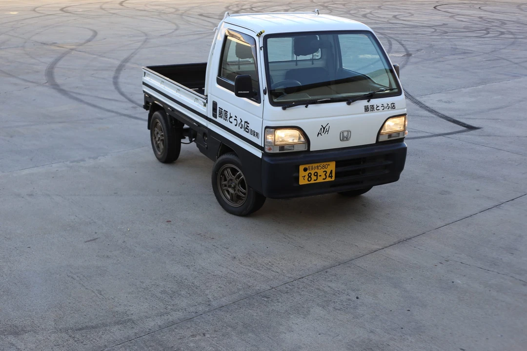 1999 Honda Acty 2nd Gen - Image 2 of 31