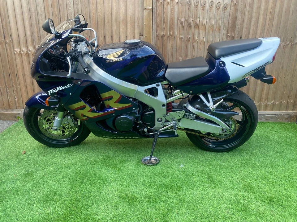 1999 Honda CBR - Image 3 of 30