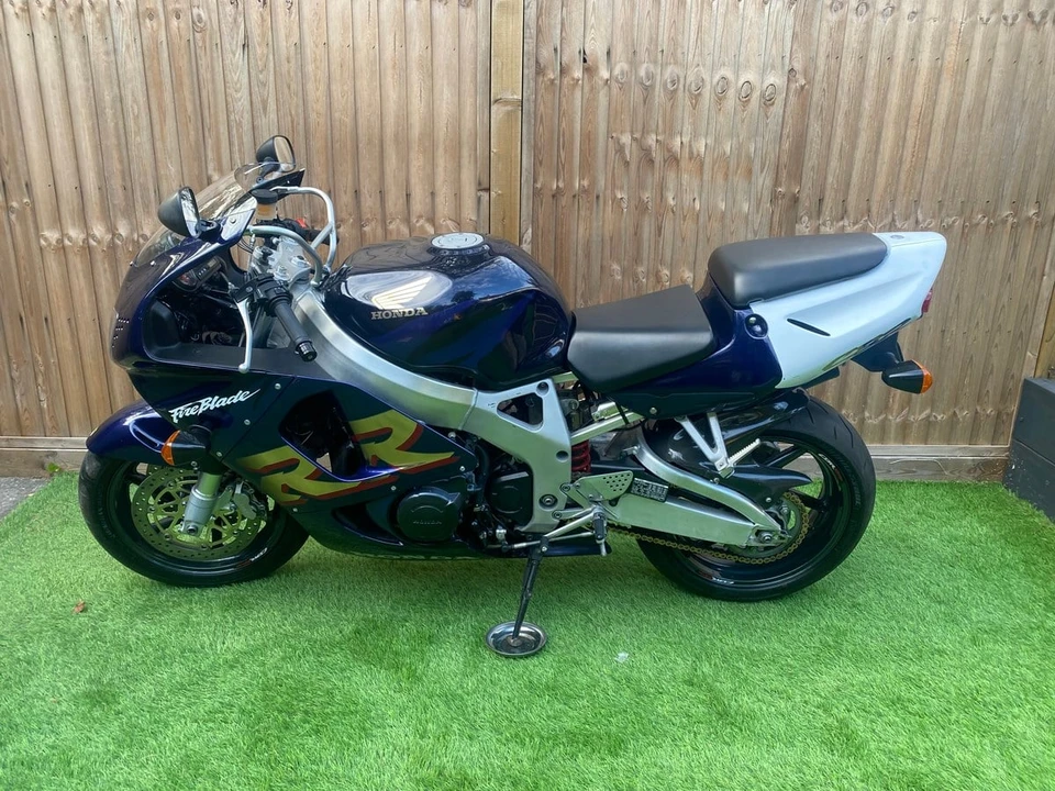 1999 Honda CBR - Image 4 of 30
