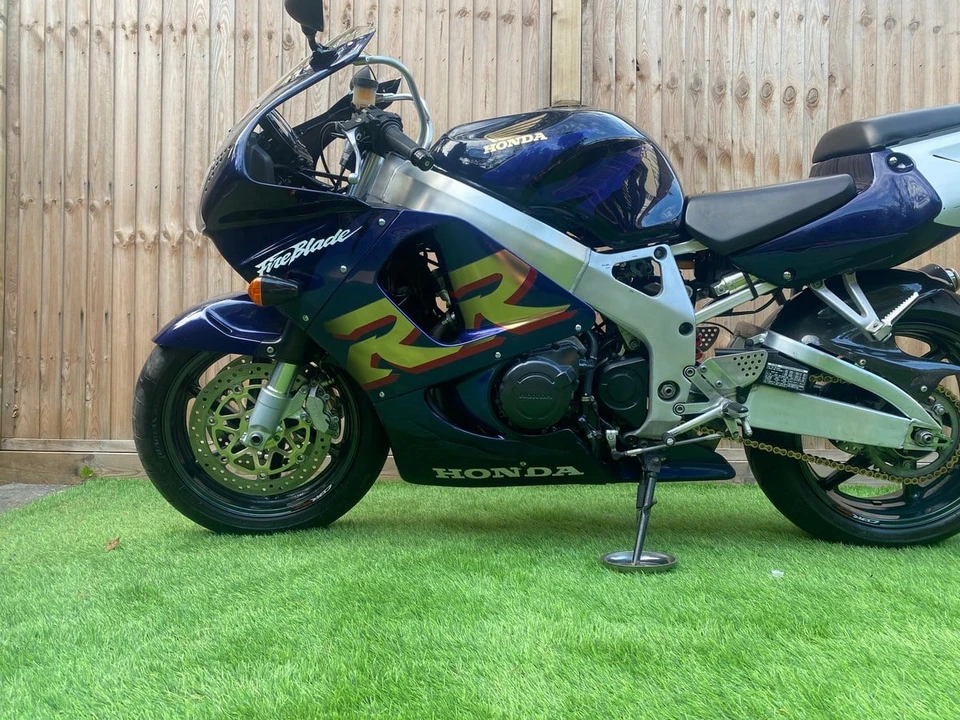 1999 Honda CBR - Image 20 of 30