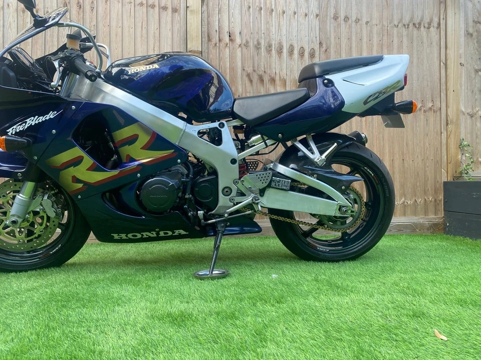 1999 Honda CBR - Image 21 of 30