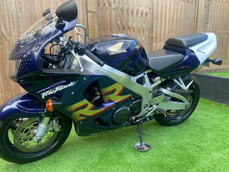 1999 Honda CBR - Image 9 of 30