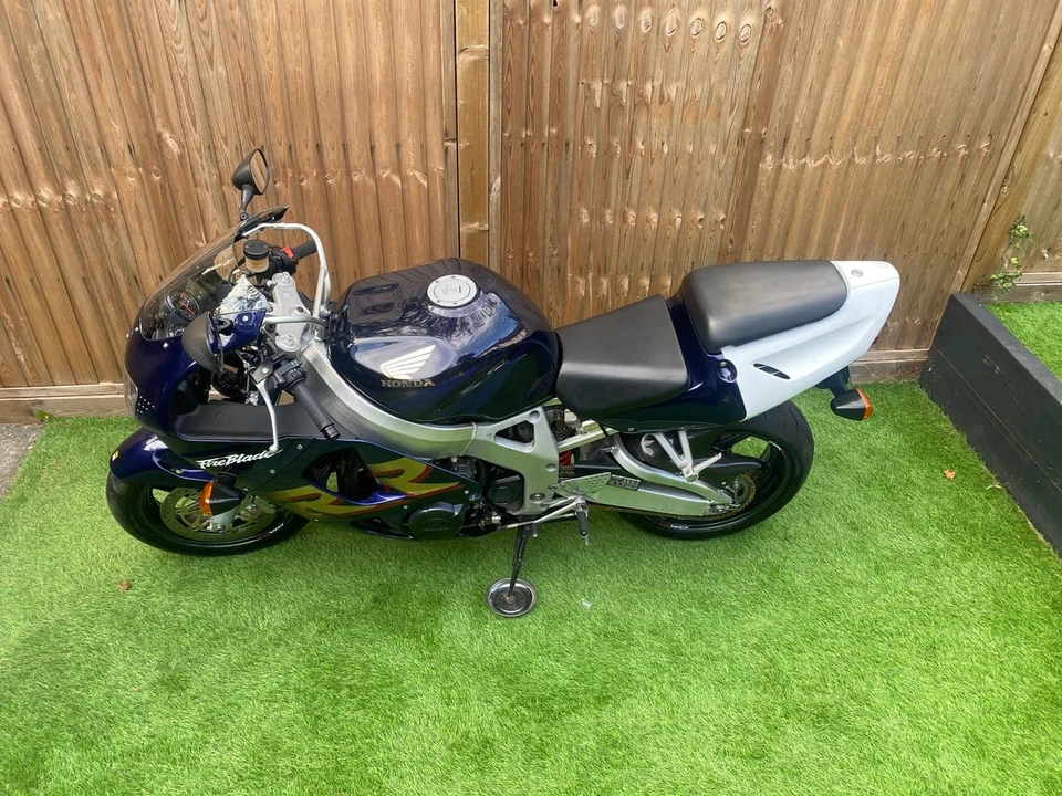 1999 Honda CBR - Image 10 of 30