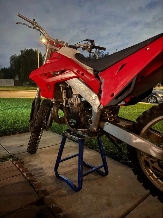 1999 Honda CR - Image 5 of 7